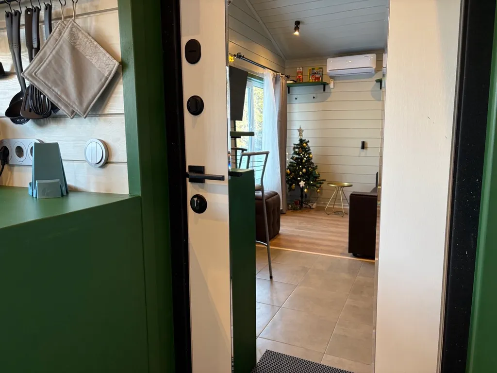 Дом 6-местный в деревни Боровские, 31 м², Остров — фото 32