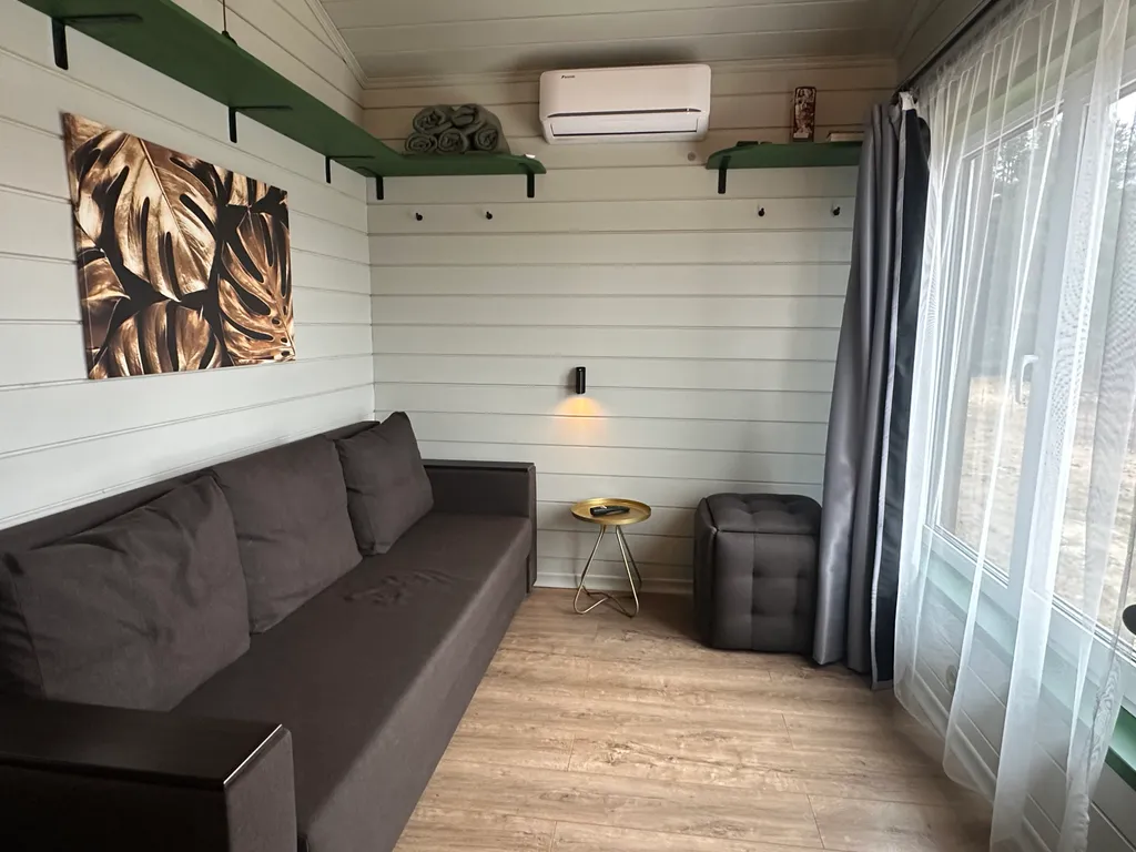 Дом 6-местный в деревни Боровские, 31 м², Остров — спальня