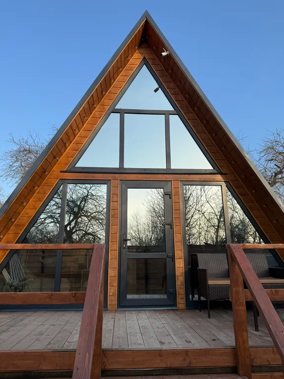 Новый уютный дом в историческом месте