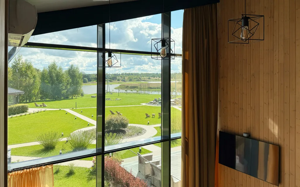 Номер на берегу реки — Villa Iva, фото 4 из 5