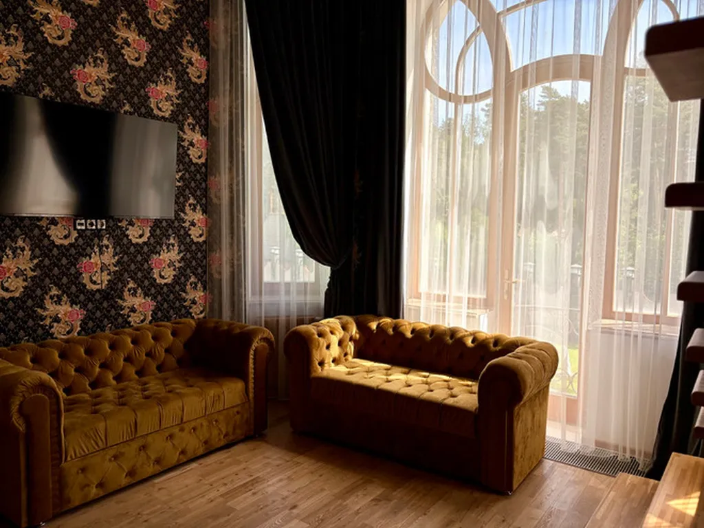 Двухместный номер с 1 кроватью Dolce Vita (Полулюкс с Балконом)