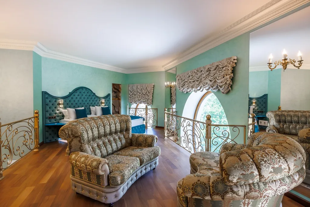 Трёхместный номер 41. Eden супер люкс