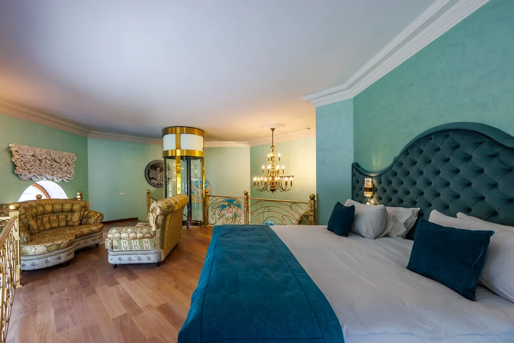 Трёхместный номер 41. Eden супер люкс