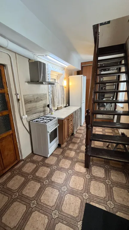 Квартира трёхкомнатная у Чкаловской, в Канавино, 100 м², Нижний Новгород — кухня, фото 5