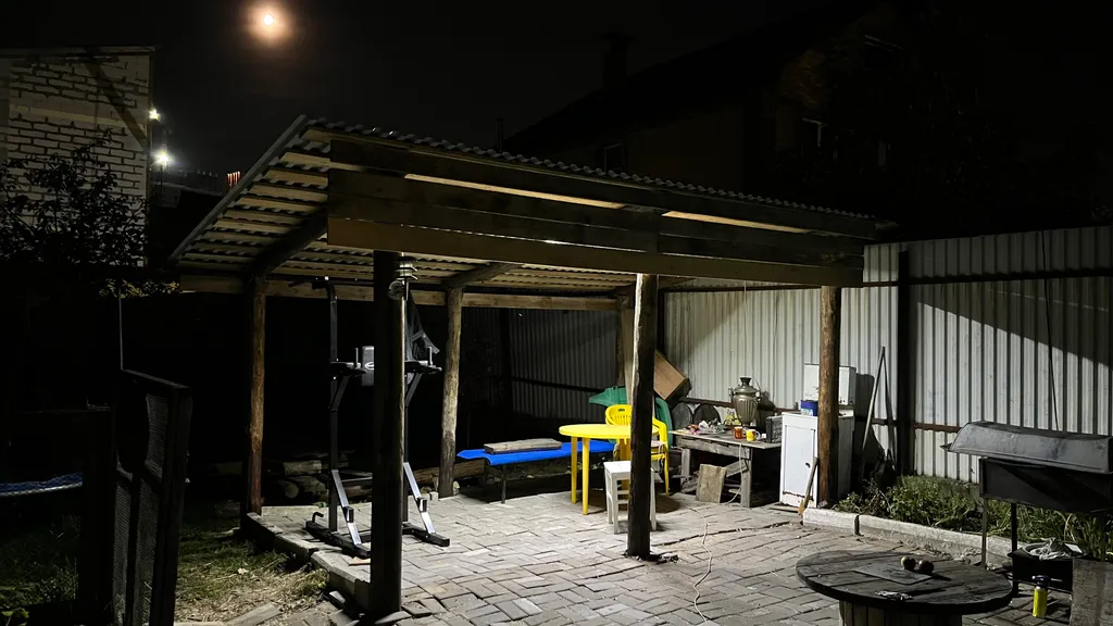 Квартира трёхкомнатная у Чкаловской, в Канавино, 100 м², Нижний Новгород — двор, фото 13