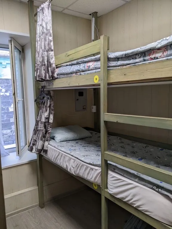 Койко-место в 6-х местном общем мужском номере