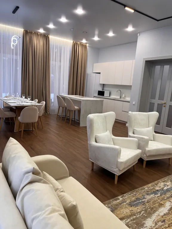 Дом 11-местный в посёлке Садовом, 170 м², Владимир — кухня