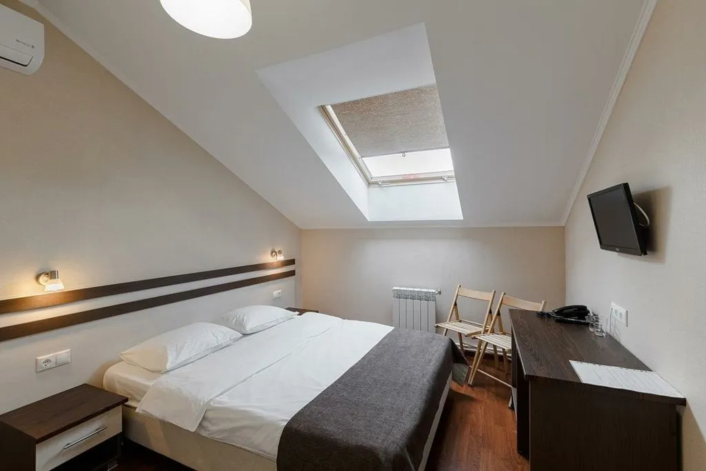 Двухместный с 1 кроватью с душевой и туалетом Standart