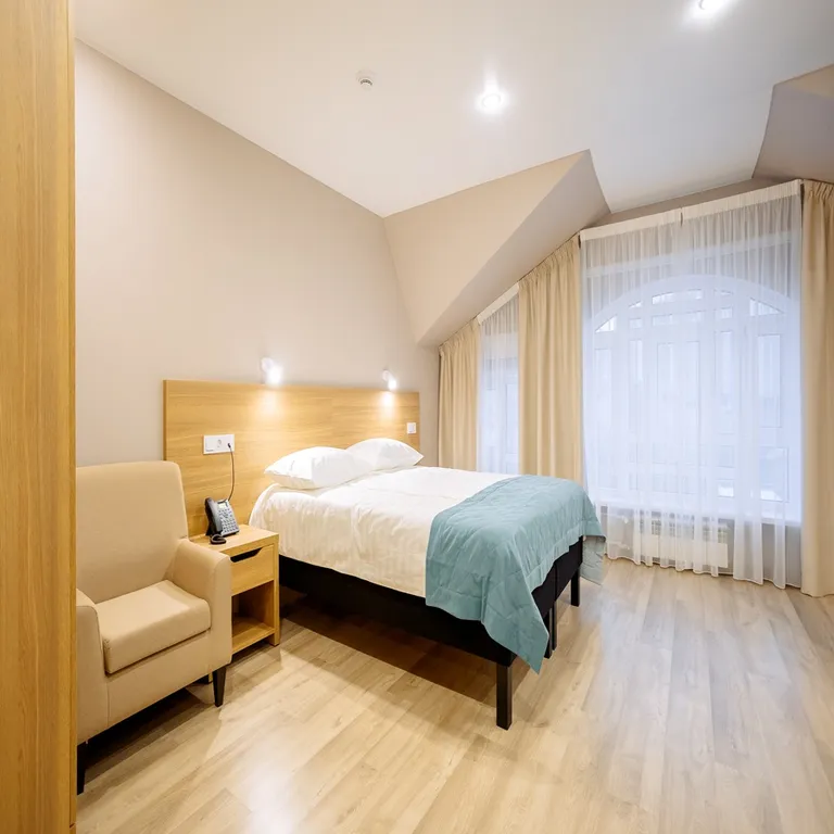 Апарт-отель Доминанта в центре города (однокомнатные апартаменты)