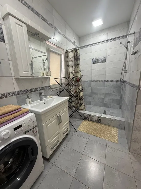 Трёхместный номер люкс — Сказка — фото 4