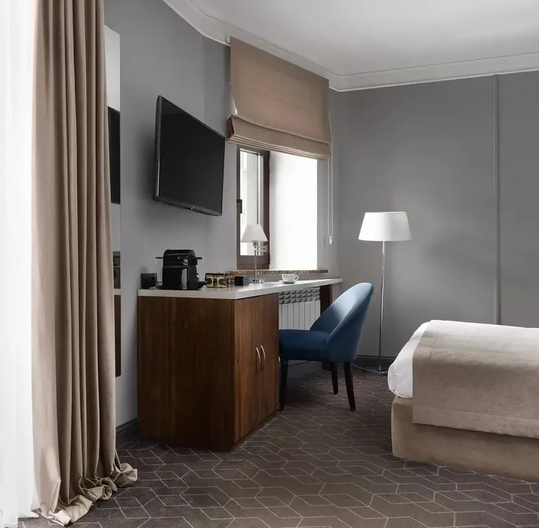 Двухместный номер с 1 кроватью Стандарт с балконом и видом во двор