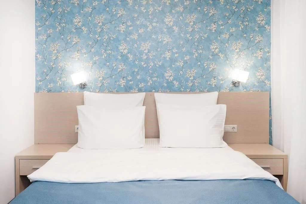 Двухместный номер с 1 кроватью Полулюкс