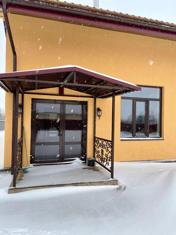 Коттедж на берегу озера Ильмень