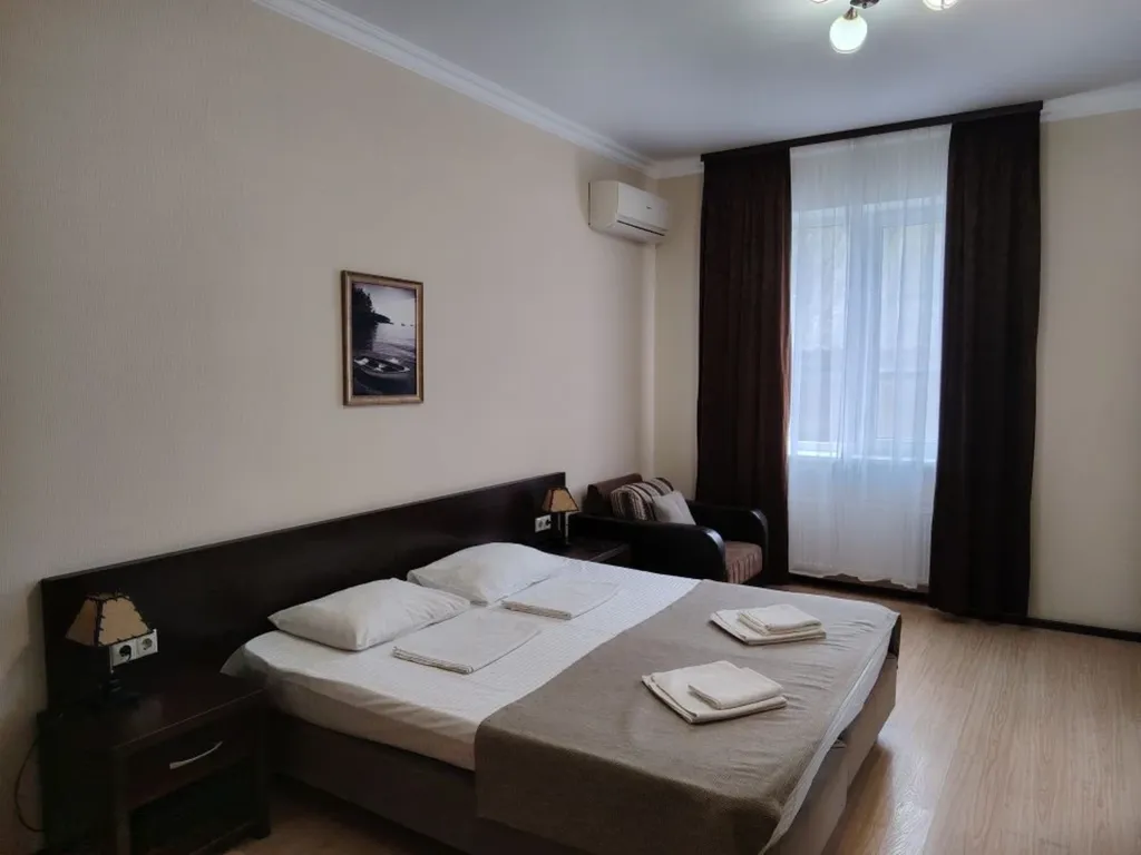 Трёхместный номер Трехместный комфорт без балкона