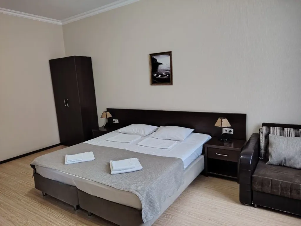 Трёхместный номер Трехместный комфорт без балкона