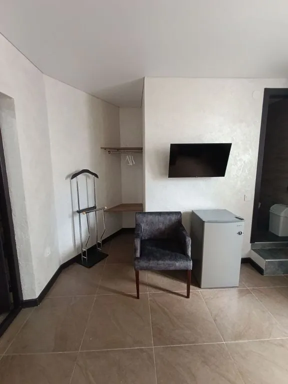 Трёхместный номер стандарт №2