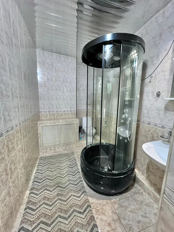 Дом 12-местный на улице Широкой, 220 м², Кисловодск — фото 13