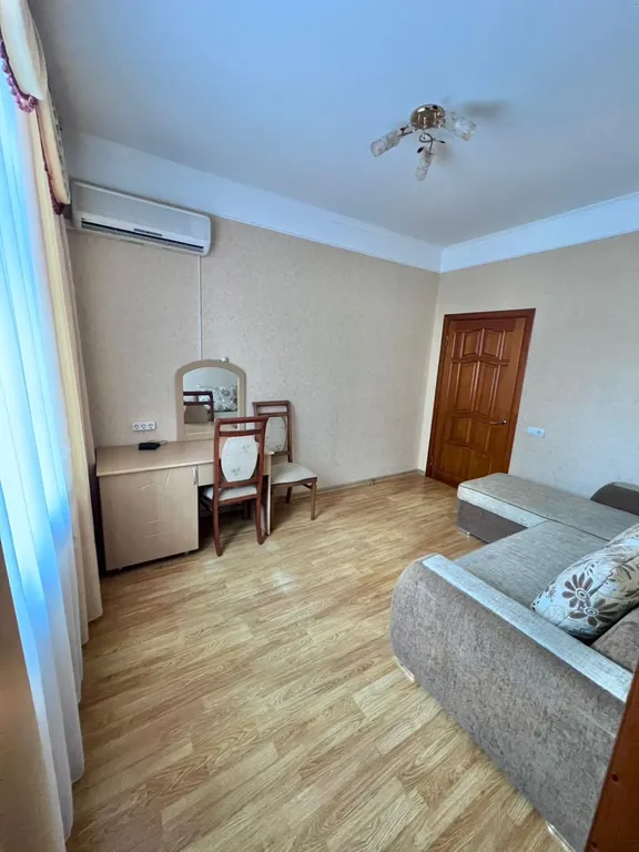 Дом 12-местный на улице Широкой, 220 м², Кисловодск — фото 17