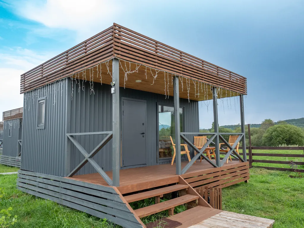 Отдельный дом мини домик с двумя односпальными кроватями