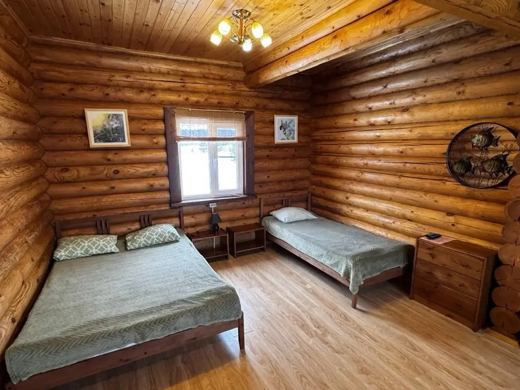 Трёхместный номер стандарт — Осетрово, фото 2 из 5