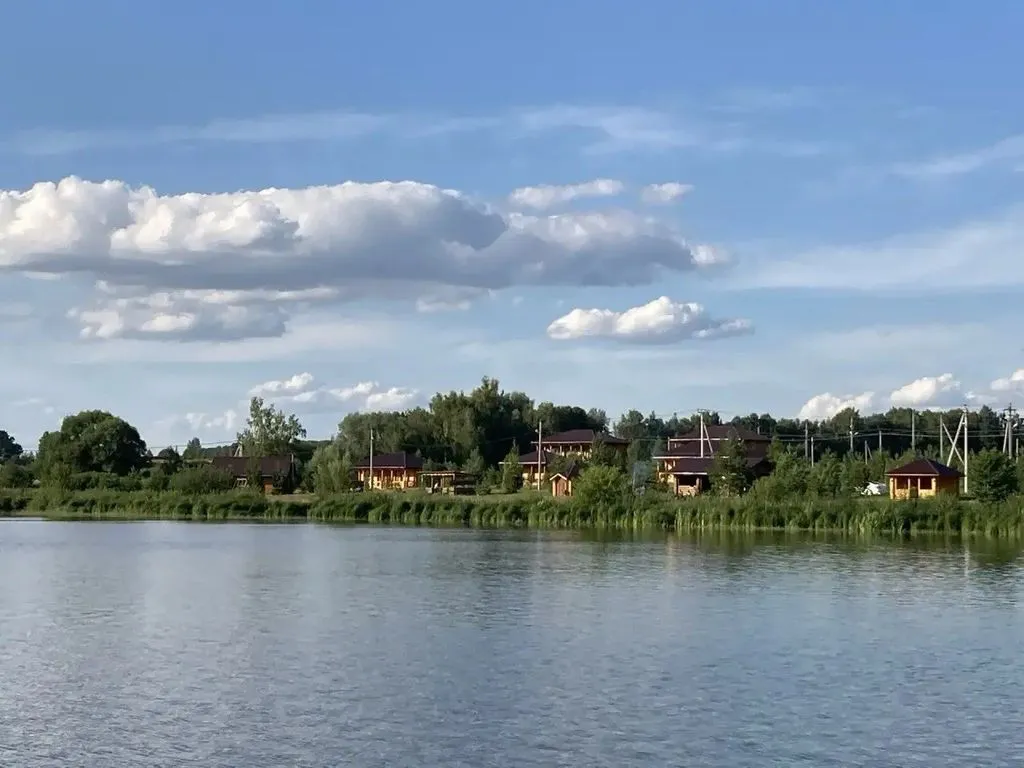 Трёхместный номер комфорт — Осетрово, фото 2 из 5
