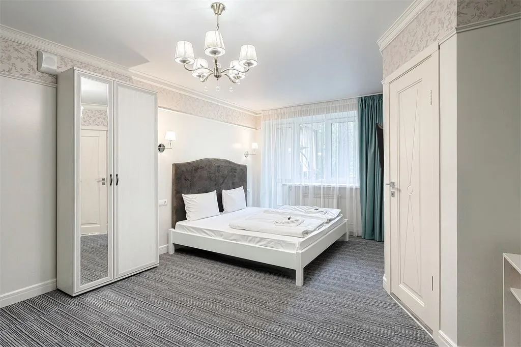 Двухместный номер с 1 кроватью Suite с террасой, Корпус 1 — Хвоя, фото 1 из 5