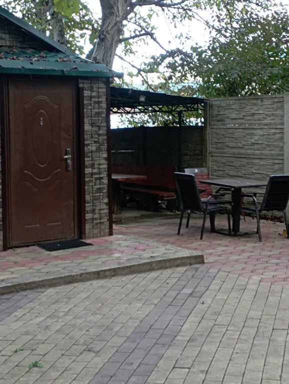 Уютный домик с зоной барбекю