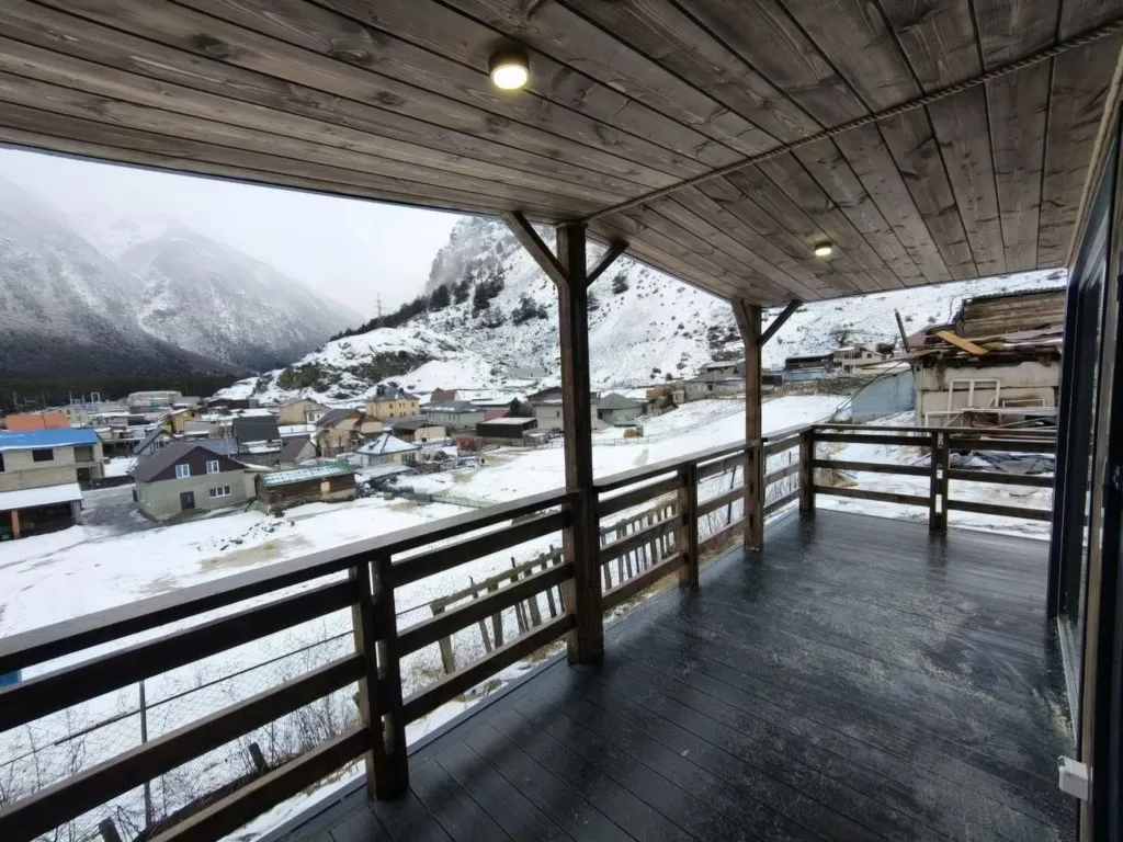 Уютный домик в стиле шале в горах Приэльбрусья