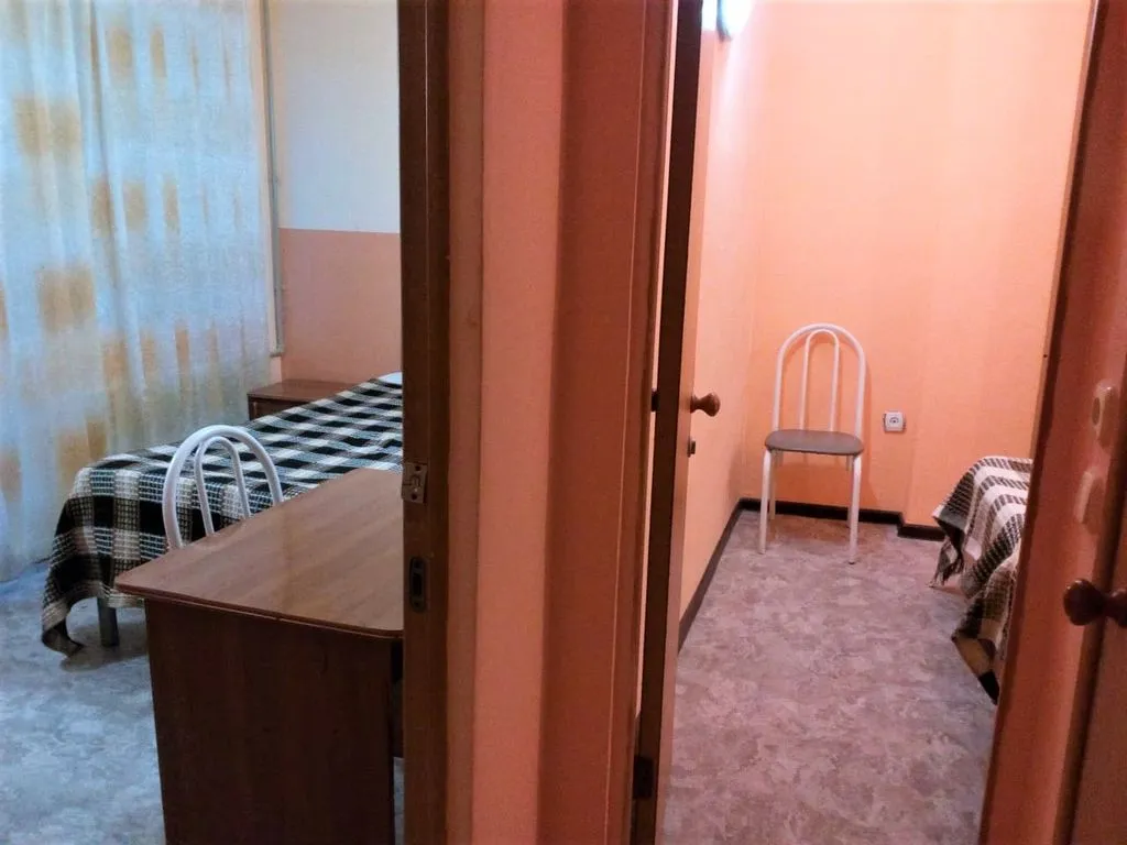 Двухместный номер с 2 отдельными кроватями улучшенный с видом на горы — детали