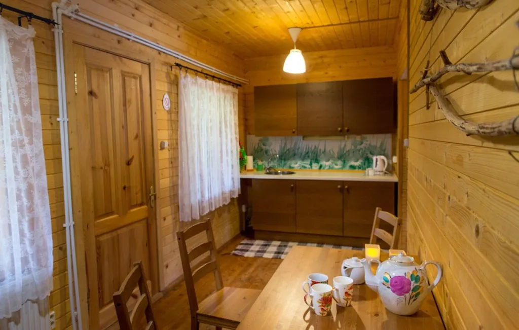 Коттедж Семья