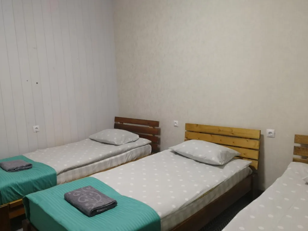 Трёхместный номер эконом — спальное место