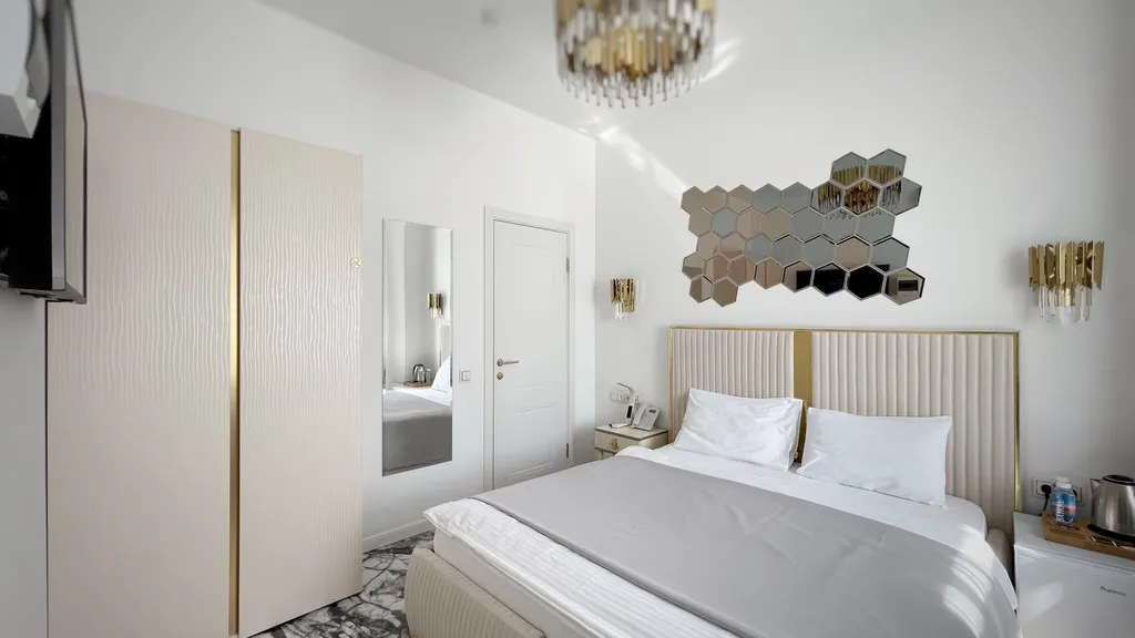 Двухместный номер с 1 кроватью стандарт с видом на парк — Arboria SPA Hotel by Morskoy Resort, фото 3 из 5