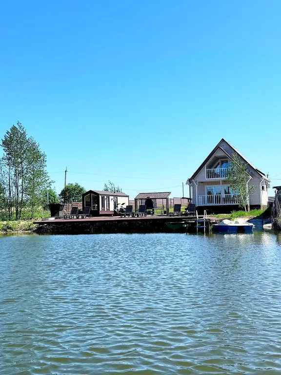 Дача у реки