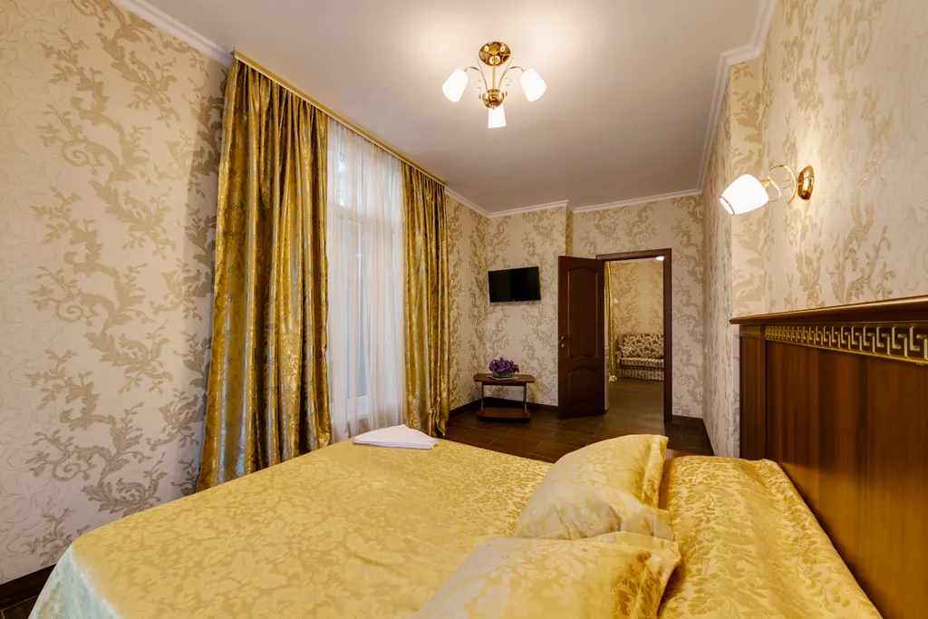 Семейный номер Семейный номер с балконом — Версаль, фото 1 из 5