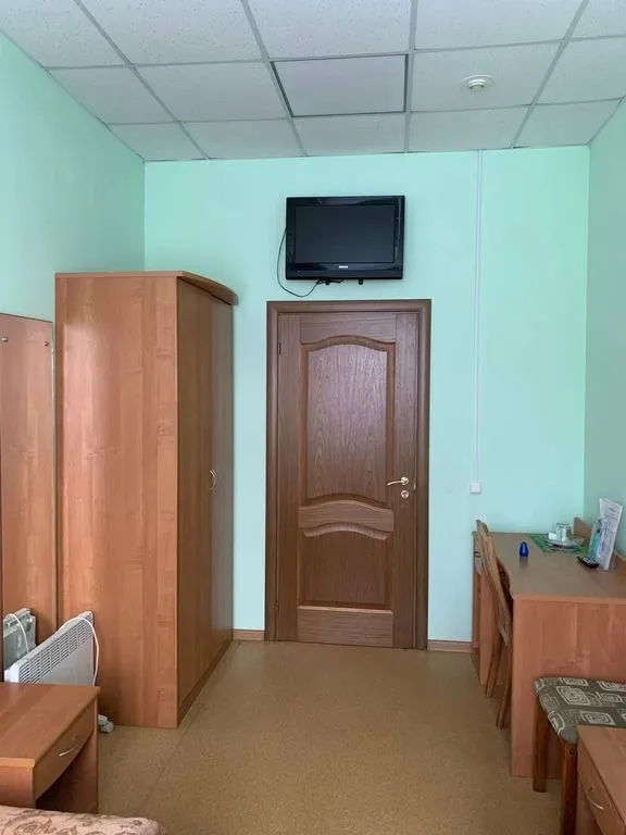 Двухместный номер с 2 отдельными кроватями с общим санузлом — ванная комната