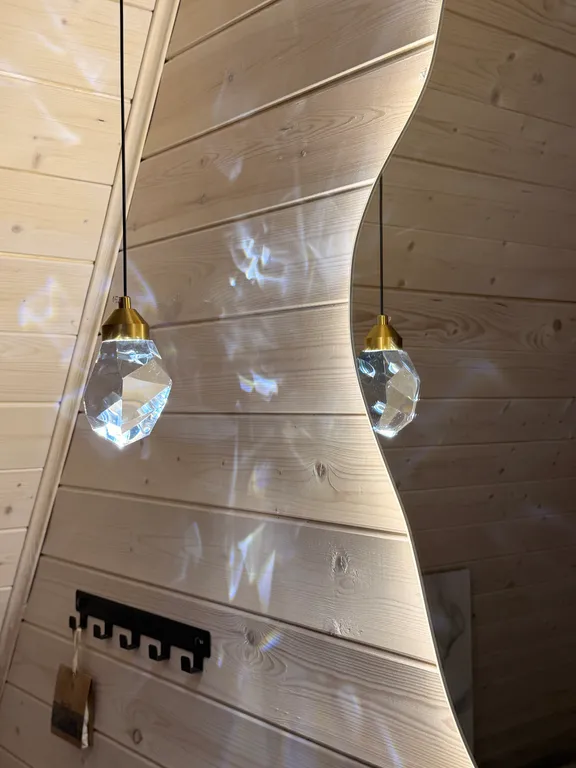 Уютный A-frame домик с видом на Катунь и горы — идеальное место для