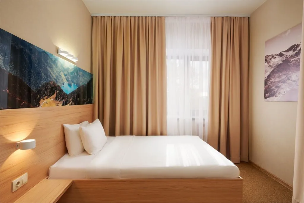 Одноместный номер стандарт улучшенный — AurA Aquarelle Hotel, фото 1 из 5