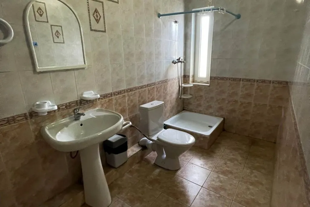 Двухместный номер с 2 отдельными кроватями двухкомнатный с удобствами на 2 человека - 2, 3, 4 корпус — ванная комната