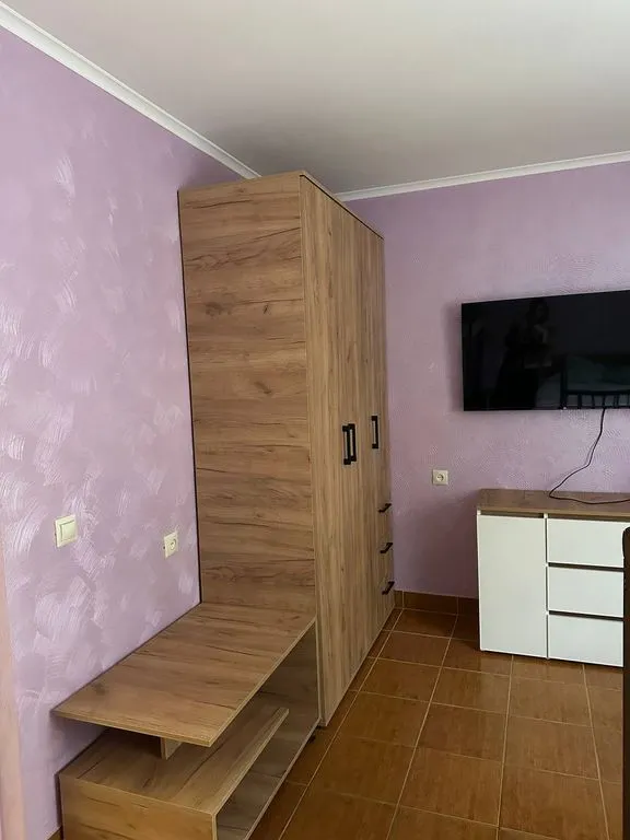 Трёхместный номер стандарт однокомнатный — спальное место