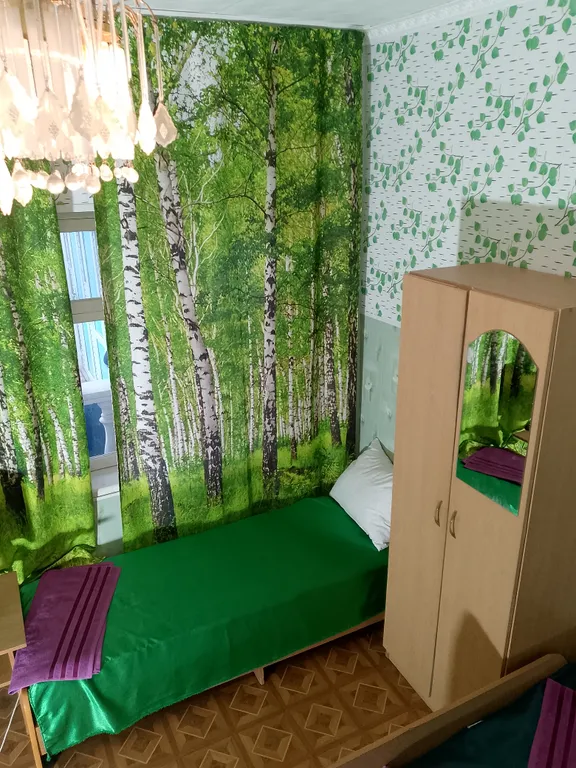 Четырёхместный номер эконом с видом на горы — детали