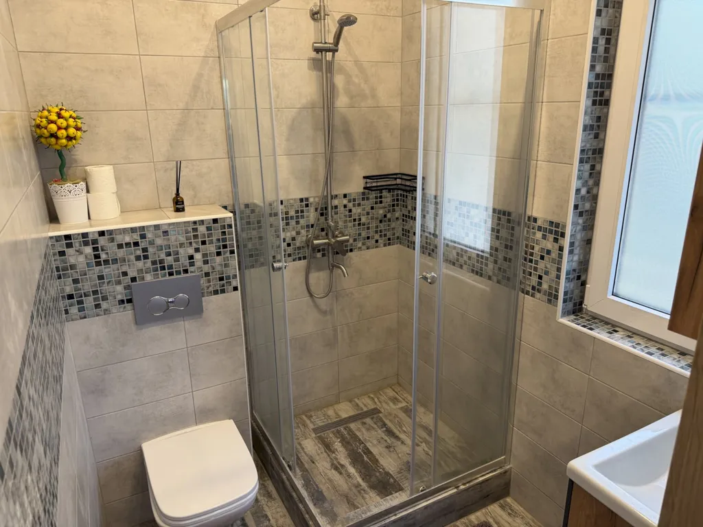 Дом 7-местный на улице Ейской, 122 м², Геленджик — фото 12