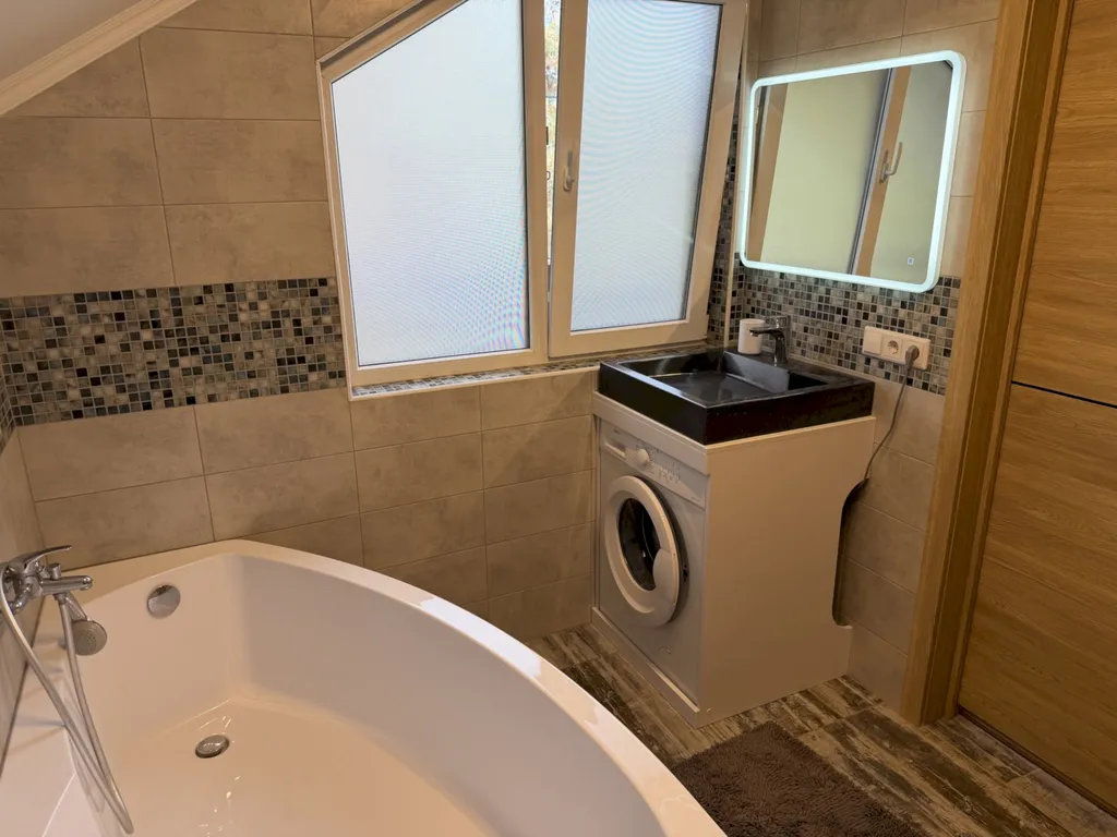 Дом 7-местный на улице Ейской, 122 м², Геленджик — фото 32