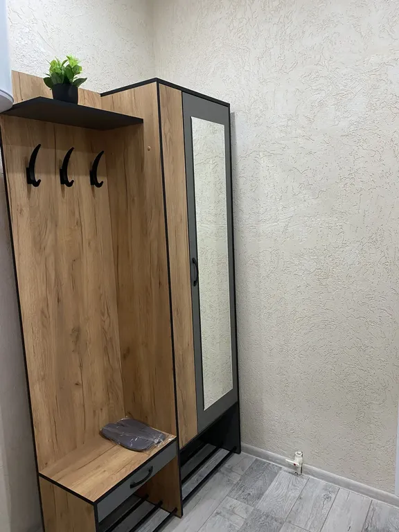 Двухместный номер с 1 кроватью Люкс 1 корпус 5 — Гостиница Уют, фото 2 из 5