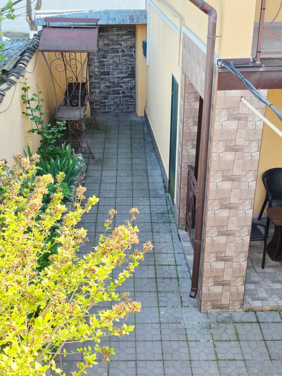 Дом 5-местный на улице Мичурина, 100 м², Феодосия — фото 2