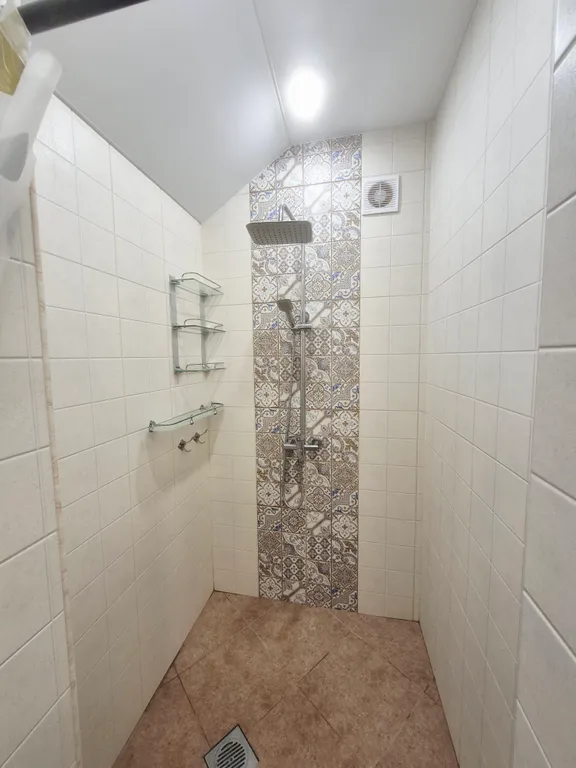Дом 5-местный на улице Мичурина, 100 м², Феодосия — фото 4