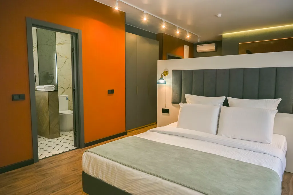 Четырёхместный номер улучшенный — Barin Residence Grand&Myasnitskaya, фото 1 из 5