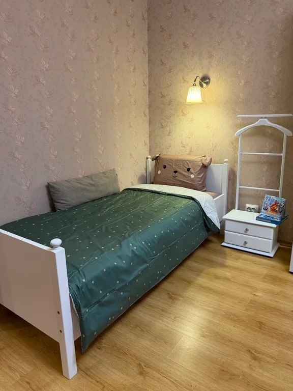 Дом 8-местный на набережной Достоевского, 260 м², Старая Русса — спальня, фото 9