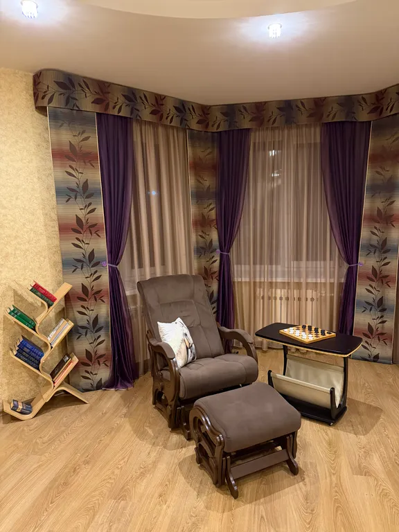 Дом 8-местный на набережной Достоевского, 260 м², Старая Русса — спальня, фото 2