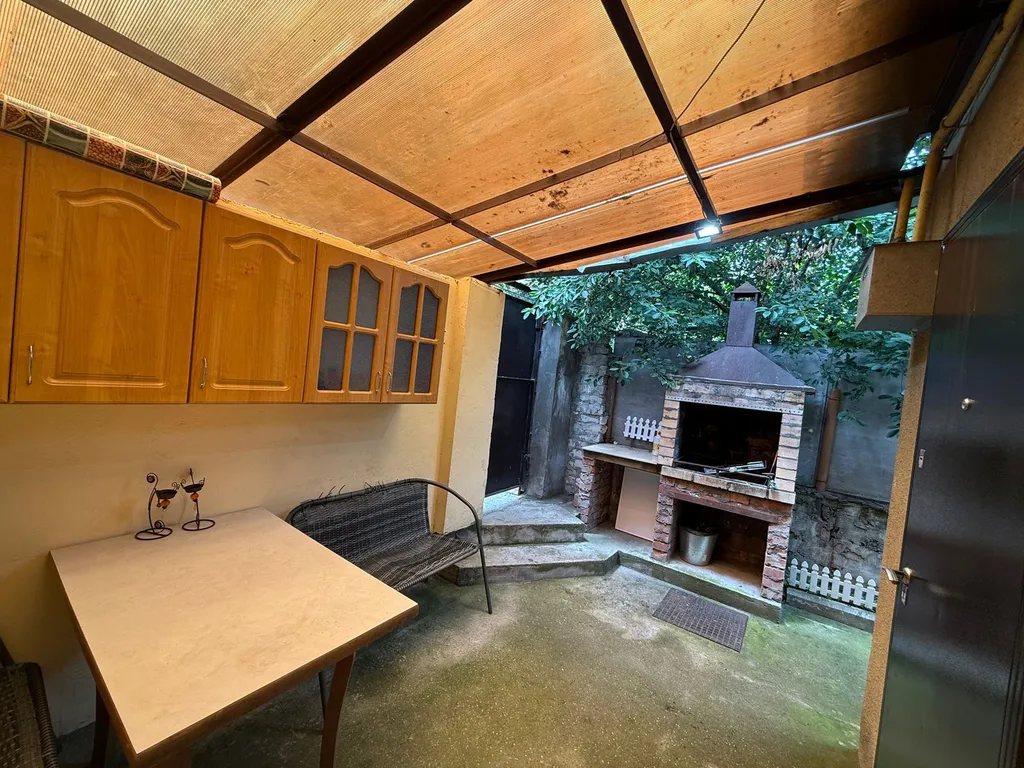 Дом 5-местный на улице Куйбышева, 70 м², Кисловодск — фото 11
