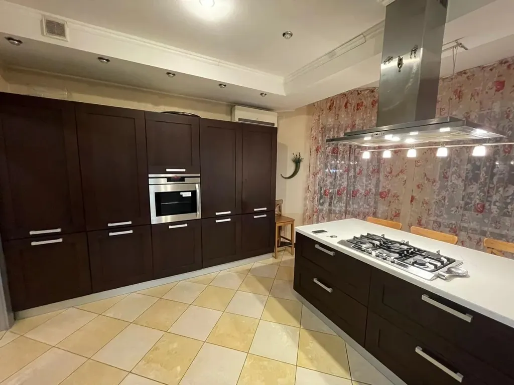 Коттедж 15-местный в Кировском, 450 м², Казань — фото 16